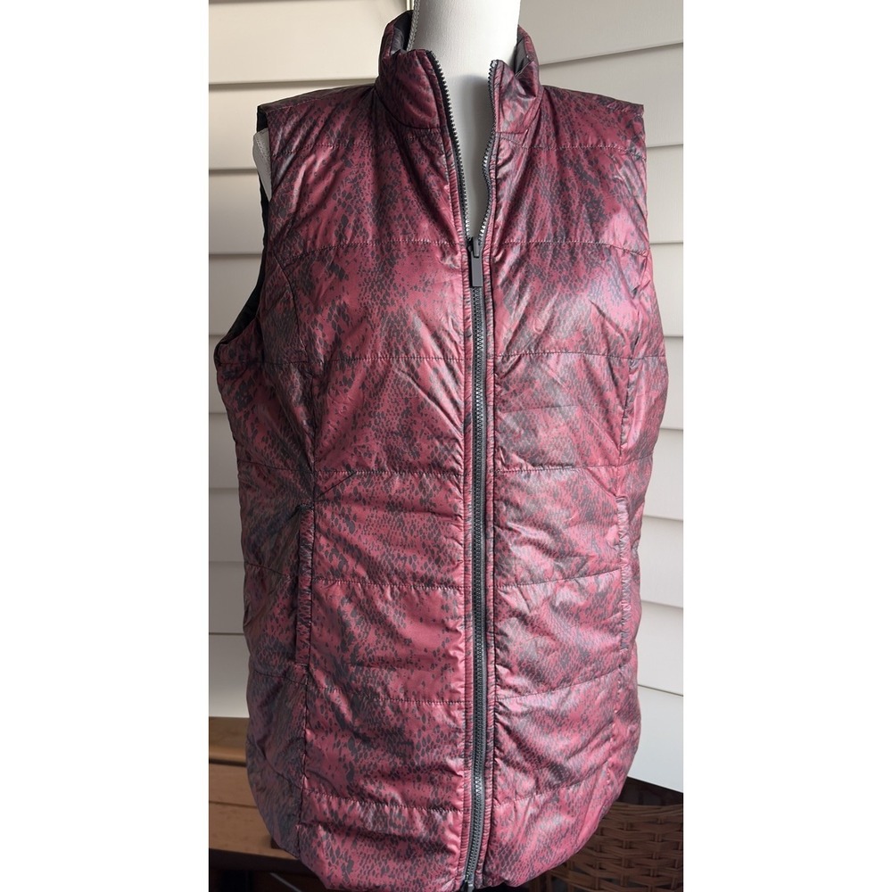 Chico's Zenergy Reversible Puffer Vest Size 2 L XL Maroon Black Animal Print NWT